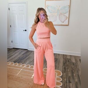 LA BIZ | Halter Crop Top & Wide Leg Pants 2-Piece Set (Coral)